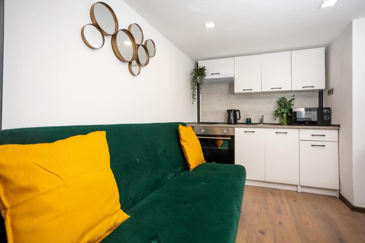 Green Goblin Apartment With Free Private Parking Budapest Exterior photo
